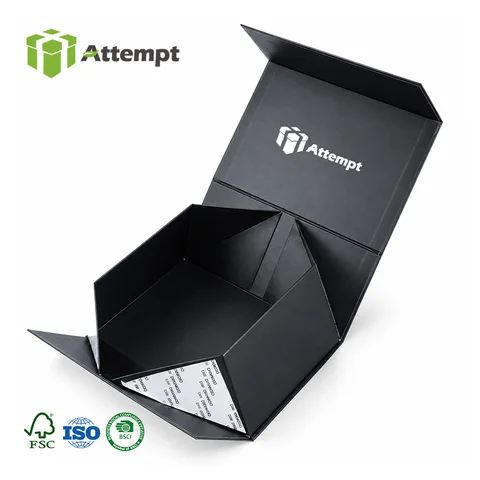 Folding gift boxes